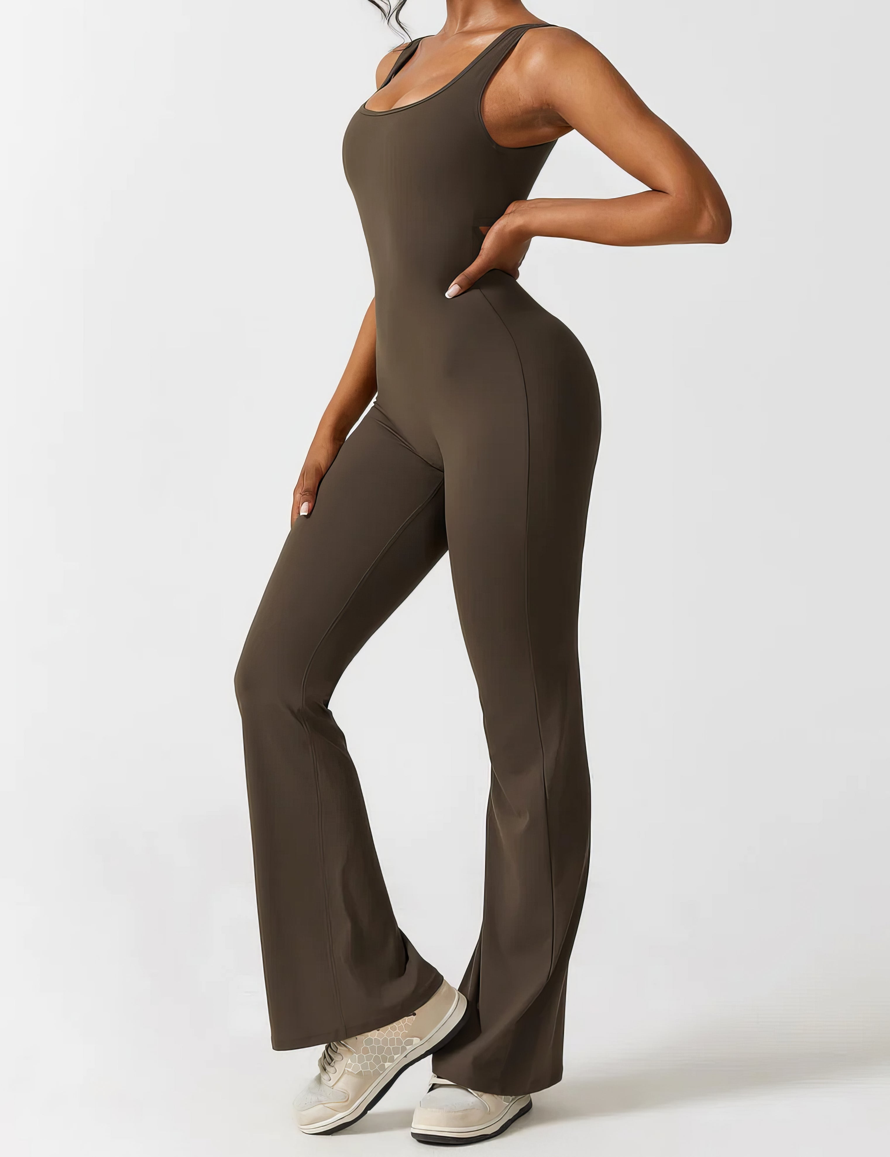 Monique - Jumpsuit Met Wijd Uitlopende Broek